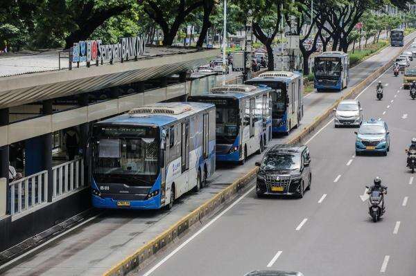 Tarif Transjakarta Naik 2026? Ini Penyebab & Kisaran Harganya Rp5.000-Rp7.000