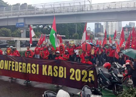 Demo Buruh Kasbi di DPR: 10 Tuntutan Utama & Tuntut UU Pro Pekerja