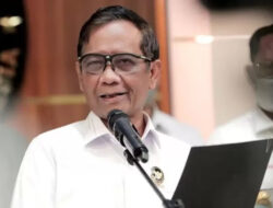 Mahfud MD Bantah Tegas Pernyataan Ijazah Jokowi Asli: Itu Berita Bohong