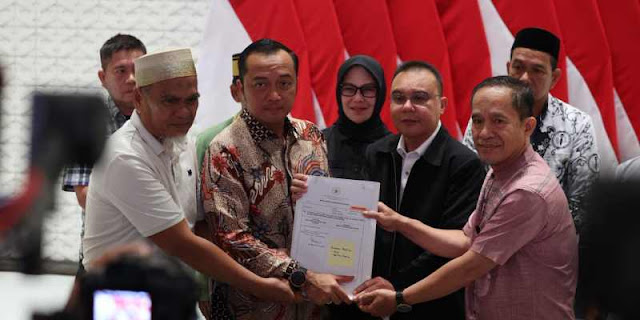 Presiden Prabowo Beri Rehabilitasi untuk 2 Guru Luwu Utara, Rasnal dan Abdul Muis