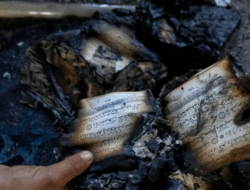 Pemukim Yahudi Bakar Masjid dan Alquran di Tepi Barat: Kronologi & Dampaknya