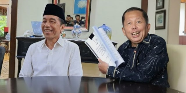 Denny Indrayana Soroti Polemik Ijazah Jokowi: Beda Kelas dengan Keterbukaan Arsul Sani