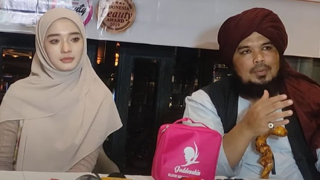 Ustaz Derry Sulaiman Buka Suara Soal Laporan Perselingkuhan Inara Rusli & Insanul Fahmi