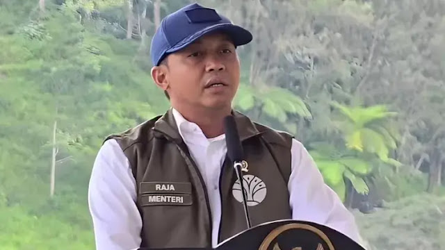 Raja Juli Antoni, Lulusan Tafsir Jadi Menhut: Kompetensi Dipertanyakan Pasca Bencana Sumatra