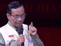 Mahfud MD Kritik Perpol 10/2025: Tabrak Putusan MK, Polisi Aktif Dilarang Isi Jabatan Sipil