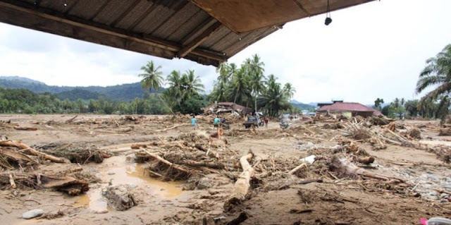 Banjir Sibolga: Analisis Penyebab, Dampak Lingkungan, dan Kegagalan Sistem Perizinan