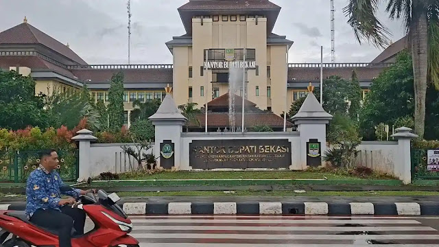 Bupati Bekasi Ade Kuswara Kunang Ditangkap KPK: Kronologi, Modus Ijon, dan Analisis Integritas