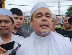 Habib Rizieq Sindir Menteri yang Remehkan Bantuan Malaysia untuk Bencana Aceh-Sumatera
