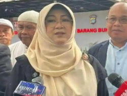 Dokter Tifa Klaim 99,9% Ijazah Jokowi Palsu, Tuntut Transparansi 709 Dokumen