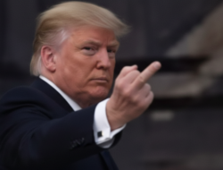 Trump Acungkan Jari Tengah ke Pekerja: Janji Buka Arsip Epstein Terbongkar?