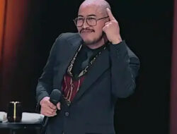 FPI Laporkan Pandji Pragiwaksono ke Polisi: Tuding Penistaan Agama di Stand Up Comedy Mens Rea