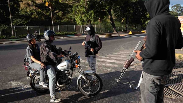 AS Desak Warga Negara Segera Tinggalkan Venezuela: Peringatan Level 4 & Ancaman Milisi Colectivos