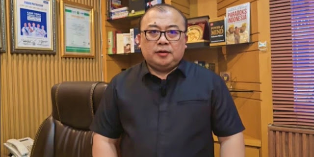 Pertemuan Eggi Sudjana dan Damai Lubis dengan Jokowi di Solo Dikonfirmasi: Tujuan & Dampaknya