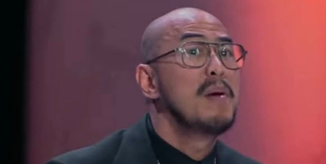 Review Mens Rea Pandji Pragiwaksono: Kontroversi & Dampak ke Stand Up Comedy Indonesia