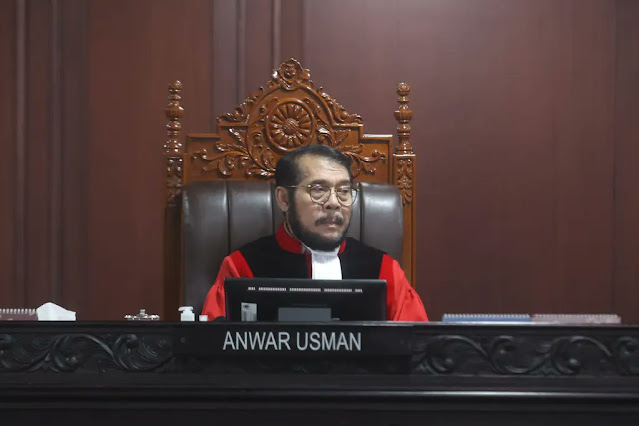Hakim MK Anwar Usman Absen 81 Kali di 2025: Rekor Tertinggi & Surat Peringatan MKMK