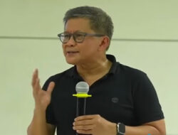 Rocky Gerung Kritik Sumbangan Rp17 Triliun ke AS vs Tragedi Anak SD di NTT