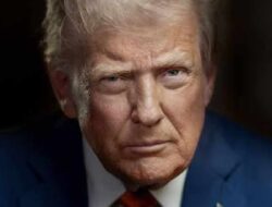 Trump Tuduh Iran Kembangkan Rudal Ancam AS dan Eropa, Perkuat Armada di Timur Tengah