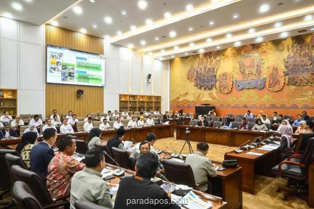 Mandiri dan BRI Laporkan Laba Triliunan di Tengah Beban Penugasan Pemerintah