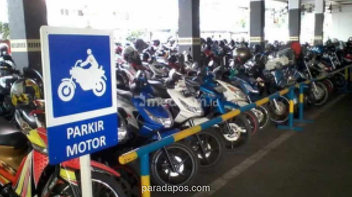 Pemkot Makassar Kaji Integrasi Bayar Parkir Tahunan ke Pembayaran STNK