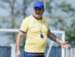 Pelatih Persib Bojan Hodak Absen Lawan Madura United Akibat Akumulasi Kartu Kuning