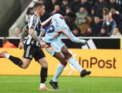 Brentford Kalahkan Newcastle 3-2 dalam Drama Lima Gol di St. James Park
