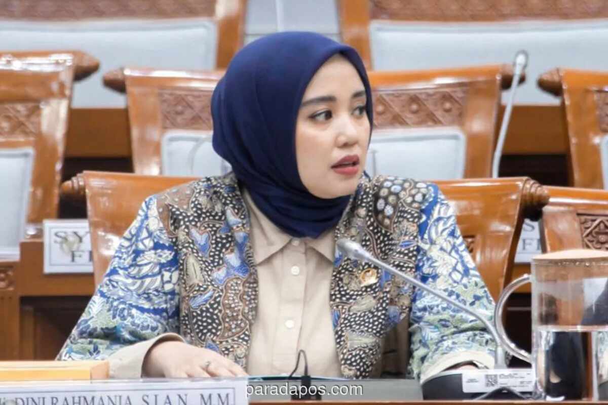 Anggota DPR Desak Pemerintah Percepat Pengangkatan Guru Madrasah Jadi PPPK