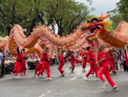 Titiek Soeharto Apresiasi Harmoni Budaya dalam Pawai Imlek Jakarta