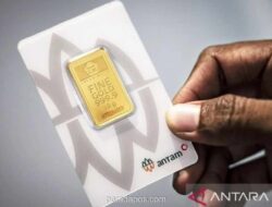 Harga Emas Antam Naik Rp16.000 per Gram ke Posisi Rp3,039 Juta