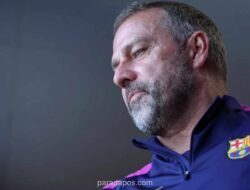 Flick Soroti Lemahnya Pertahanan Barcelona Usai Ditaklukkan Girona