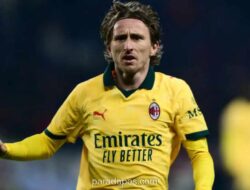 Luka Modric Jadi Penentu, AC Milan Taklukkan Pisa 2-1 di Menit Akhir