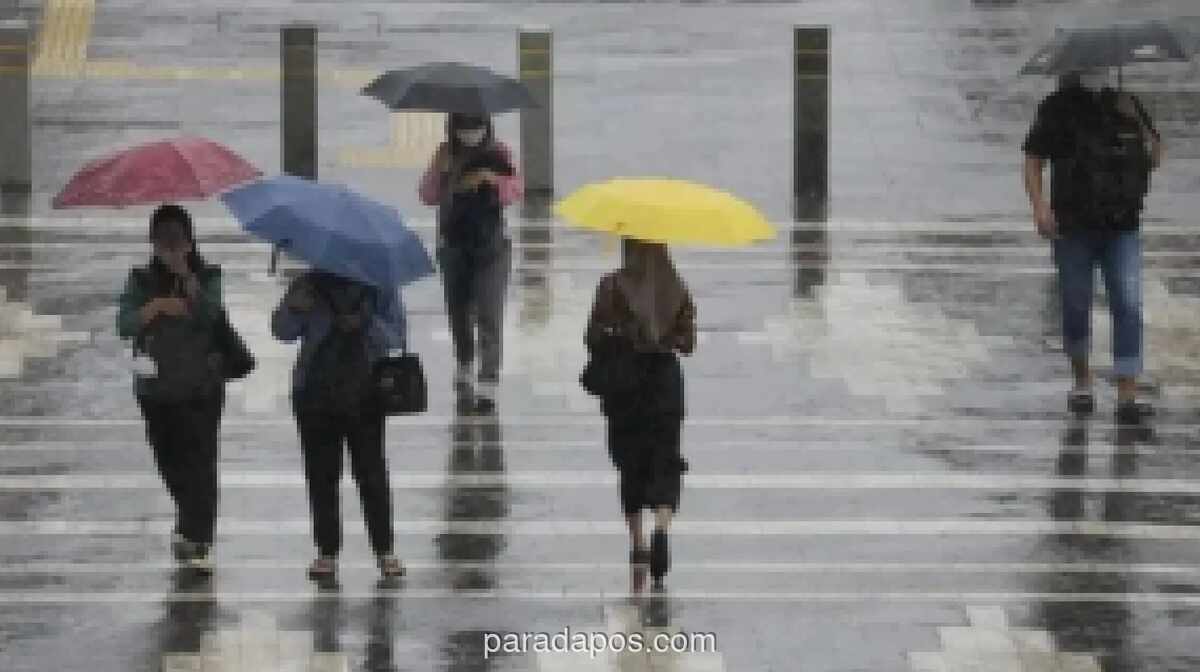 BMKG Prakirakan Hujan Ringan Guyur Seluruh Wilayah DKI Jakarta Hari Ini