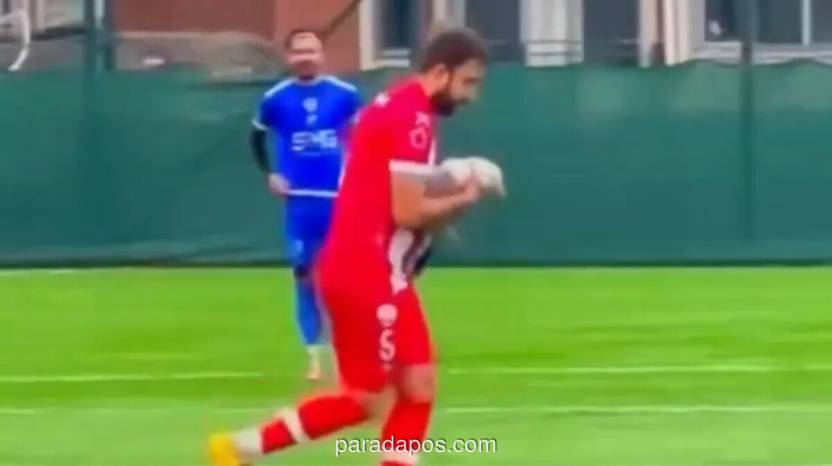 Kiper Tembak Camar, Kapten Tim Selamatkan dengan CPR di Laga Amatir Istanbul