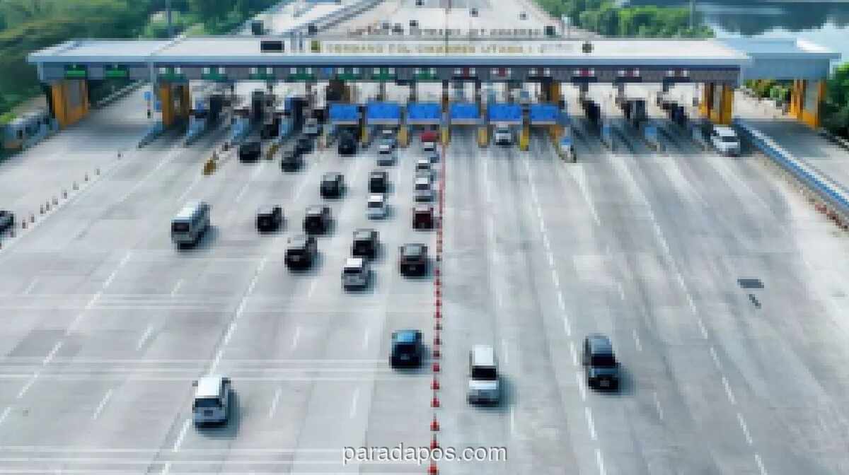 Lonjakan 22% Arus Kendaraan di GT Cikampek Utama Saat Libur Imlek 2026
