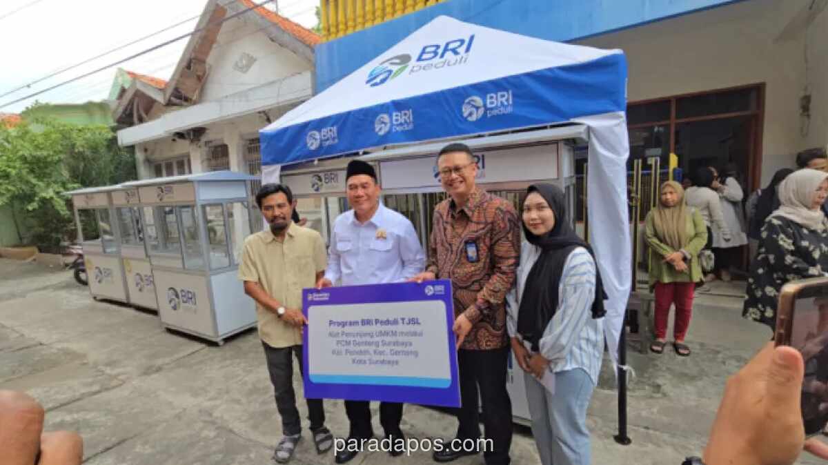 DPR dan Muhammadiyah Salurkan Bantuan Modal Rp53 Juta untuk Lima Pelaku UMKM Surabaya