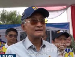 Menteri PUPR Tinjau Penyelesaian Jalan Inpres Rp33,6 Miliar di Sidoarjo