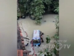 Jembatan Gantung Putus di Tanggamus, Mobil Terjun 10 Meter, Puluhan Luka-luka