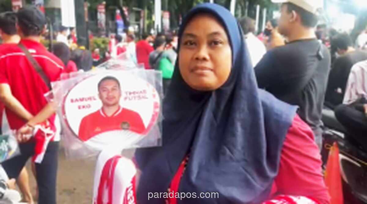 Pedagang Aksesoris Timnas Raup Untung di Sela Final Piala Asia Futsal 2026
