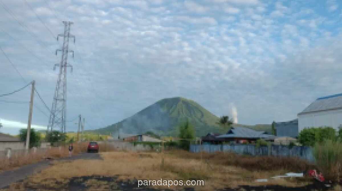 Badan Geologi Pertahankan Status Waspada Gunung Lokon, Warga Dilarang Mendekat