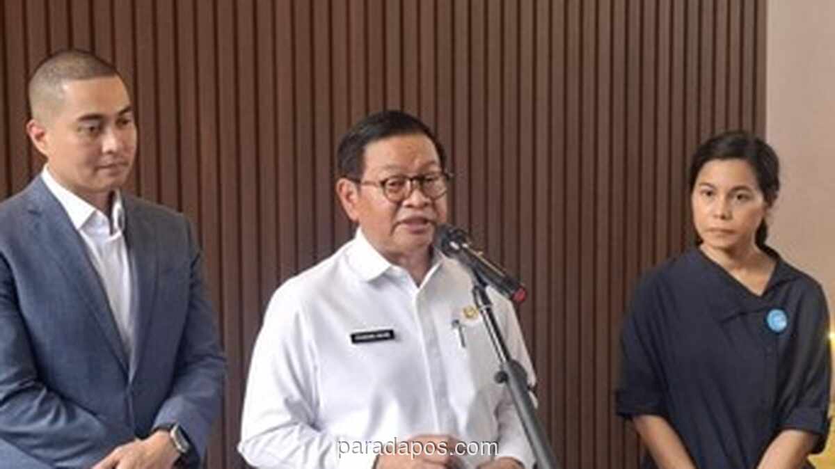 Gubernur DKI Targetkan Pengadaan Truk Sampah Listrik Mulai 2026