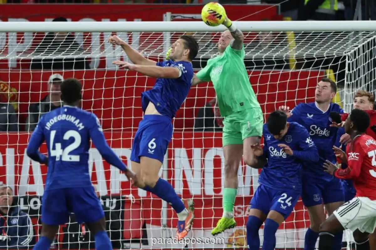 Manchester United Kejar Penebusan di Kandang Everton