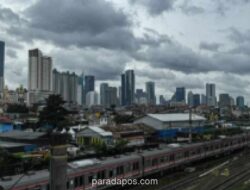 BMKG Prakirakan Jakarta Berawan Tebal Sepanjang Hari, Hujan Ringan di Timur Sore Nanti