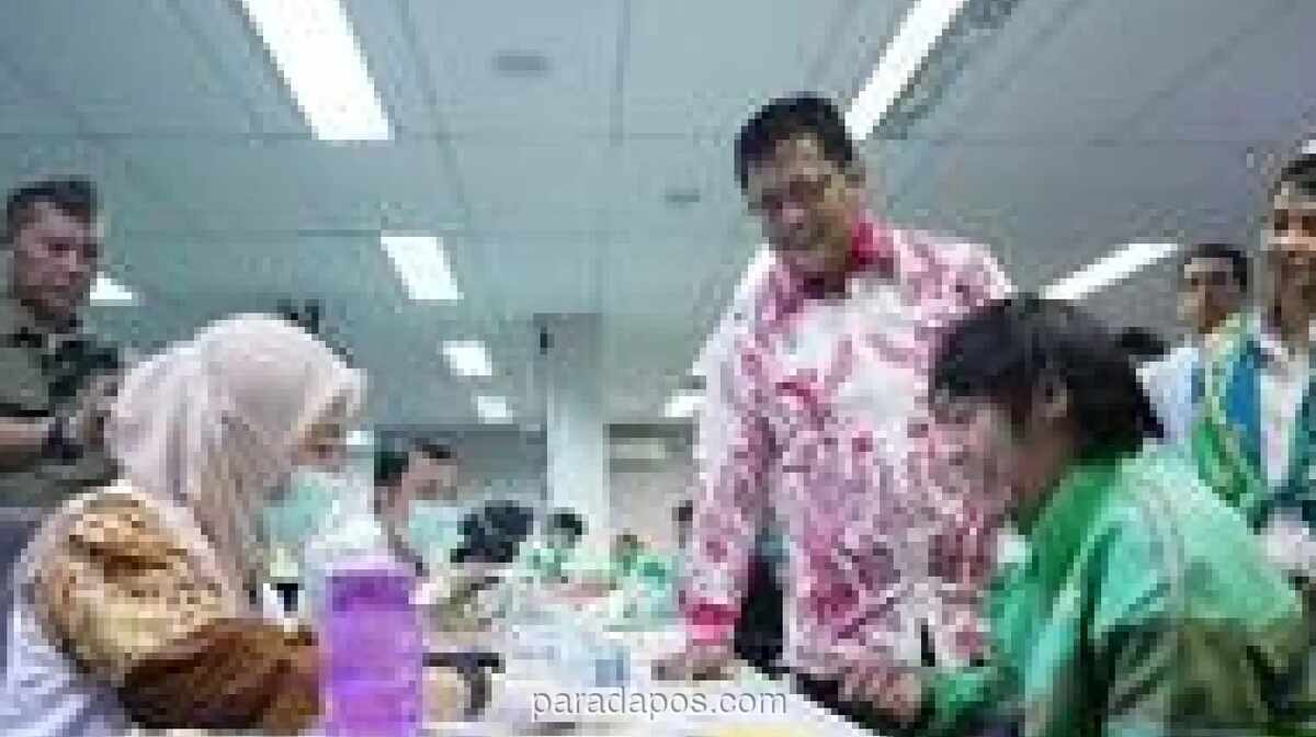 Wamentrans Tinjau Cek Kesehatan Gratis, Targetkan 130 Juta Penerima Manfaat di 2026