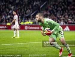 Debut Maarten Paes di Ajax Berakhir Imbang, Timnas Indonesia Dapat Sinyal Positif