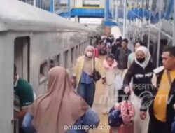 Gelombang Arus Balik Lebaran Mulai Padati Stasiun Kiaracondong Bandung