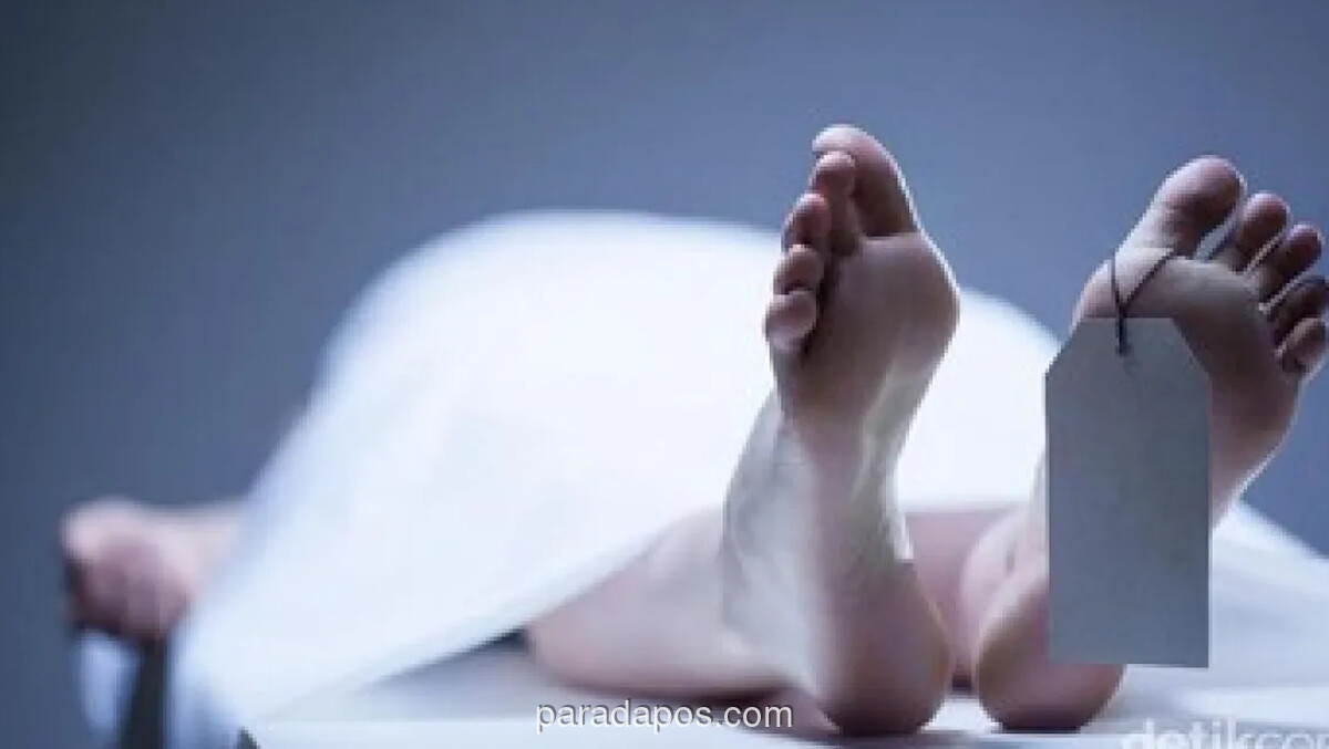 Dua Pria Ditemukan Tewas Membusuk di Atap Masjid Brebes