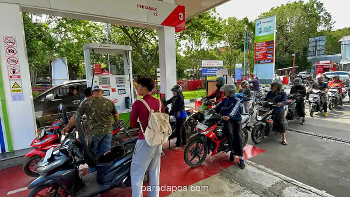 Anggota DPR Desak Pemerintah dan Pertamina Transparan Soal Pasokan BBM di Tengah Antrean