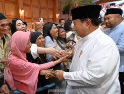 Presiden Prabowo Gelar Open House Lebaran, Ribuan Warga Antusias Sambangi Istana