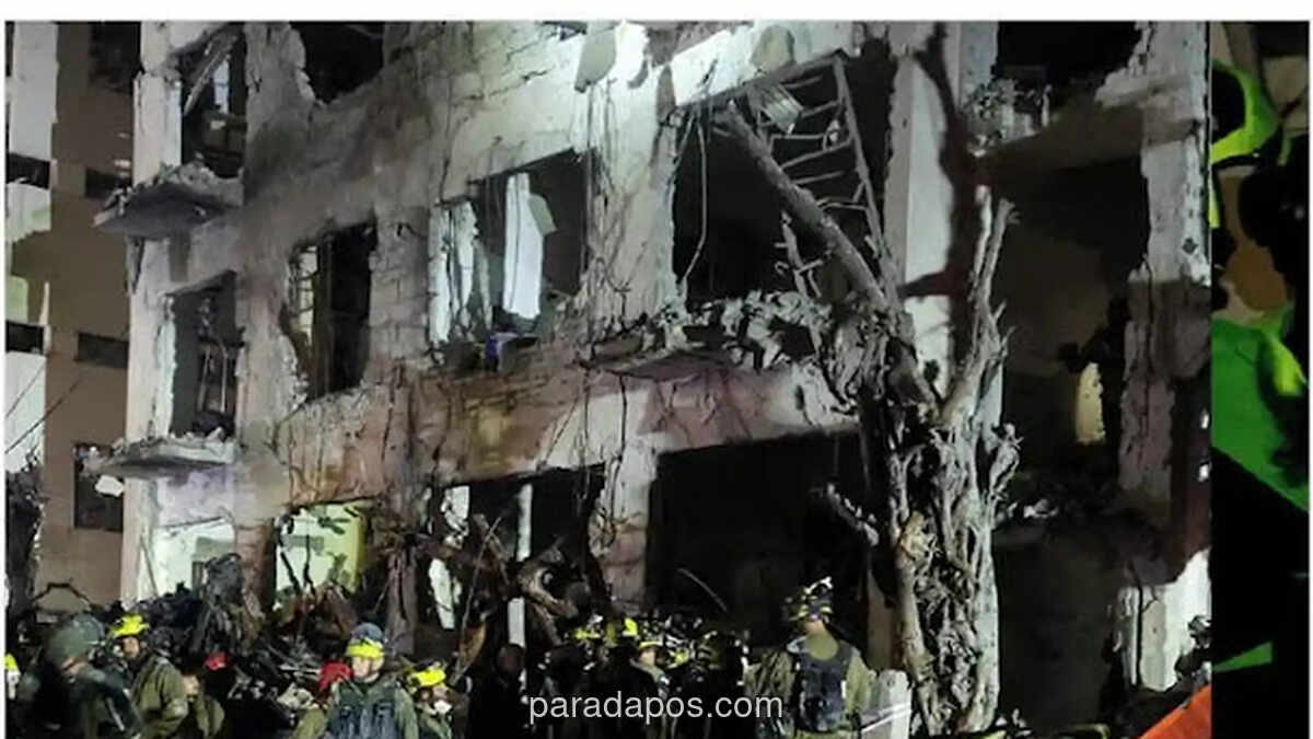 Iran Lancarkan Serangan Rudal ke 27 Pangkalan AS di Teluk, Balas Kematian Khamenei