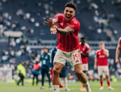 Tottenham Terjerembap ke Zona Degradasi Usai Dibantai Nottingham Forest