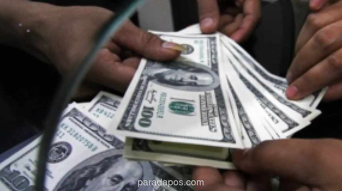 Dolar AS Menguat Signifikan Didorong Lonjakan Harga Minyak